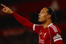 Kapten Liverpool Ogah Dengarkan Kritik, Virgil Van Dijk: Semua Orang Bebas Beropini