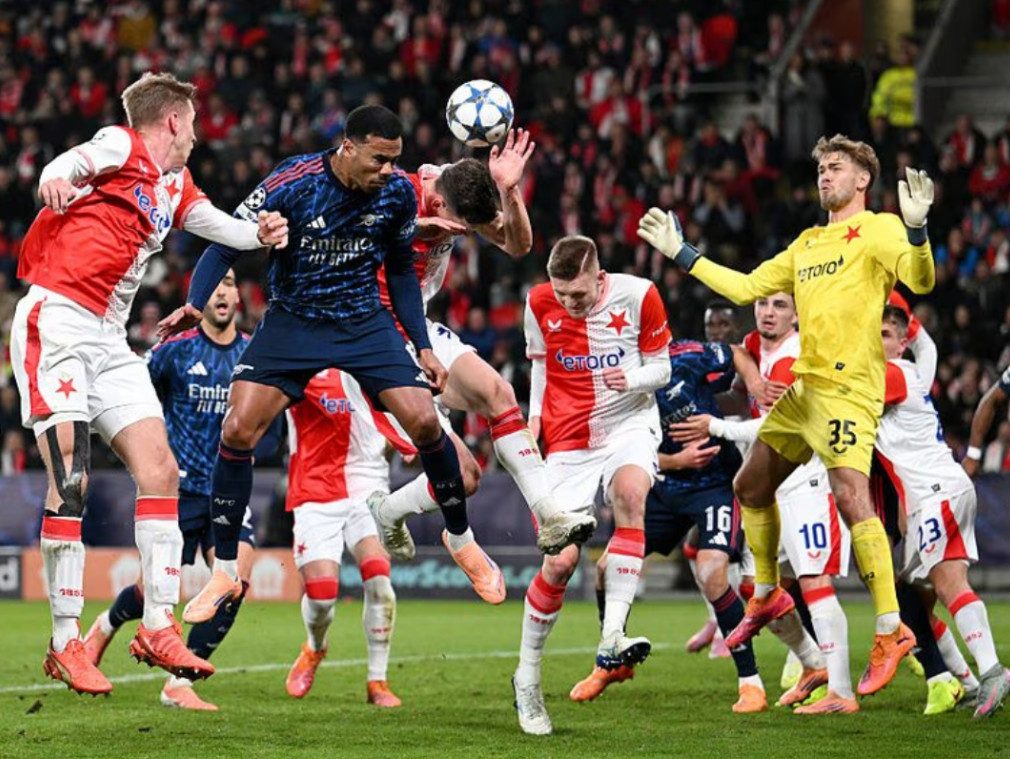 Laga Slavia Praha vs Arsenal di Champions League (arsenal.com)