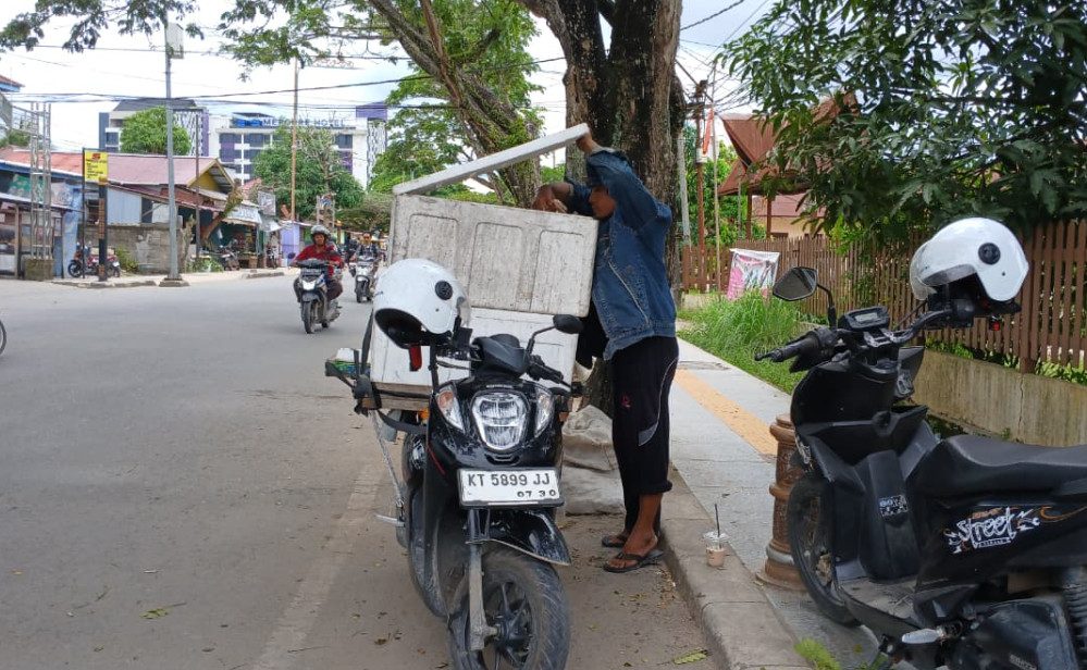 Pedagang ikan keliling di Tanjung Redeb Berau (Adrikni Sholikhati/BT)