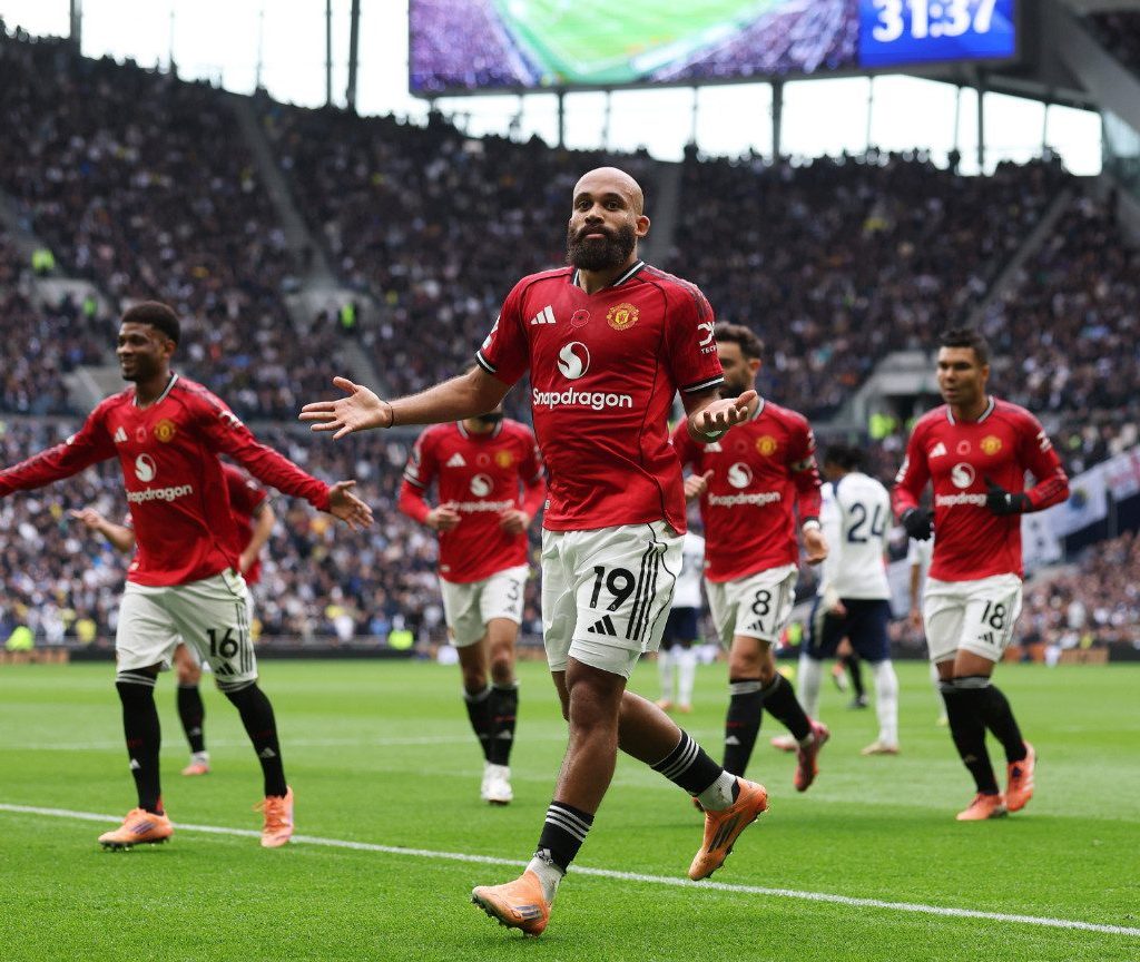 Selebrasi Bryan Mbeumo di laga Tottenham Hotspur vs Manchester United (X/@ManUtd)