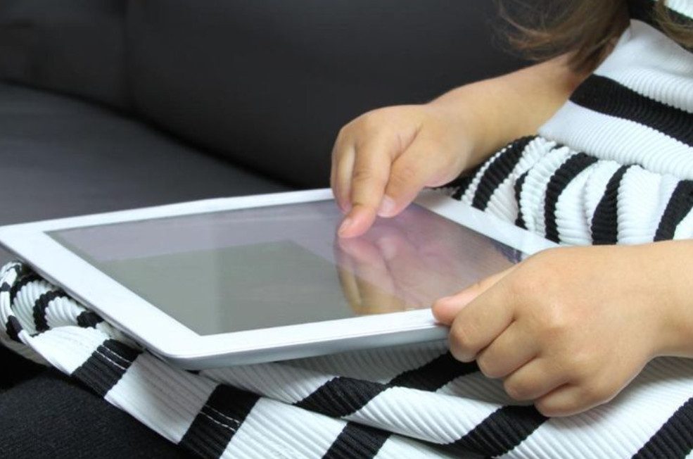 Bupati Berau Ingatkan Posyandu Tak Berikan Screen Time Berlebih Kepada Anak