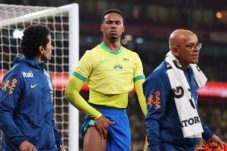 Cidera Gabriel Bikin Arsenal Kelimpungan, Arteta Bakal Ganti Formasi Bertahan