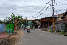 Warga Keluhkan Portal Jalan Prapatan 1 Tanjung Redeb Rusak: Kalau Jatuh Bocor Kepala