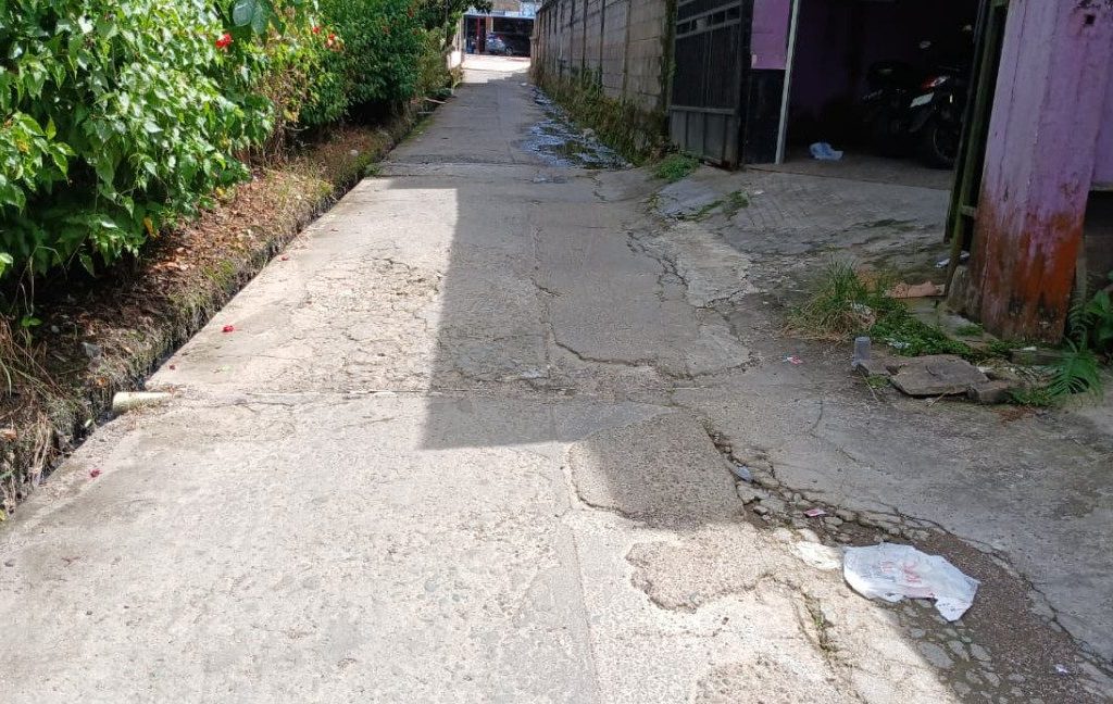 Kondisi jalan di Gang Ketapi, Tanjung Redeb, Berau (Adrikni Sholikhati/BT).