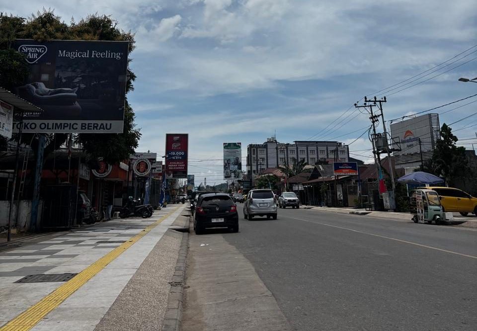 Ketua DPRD Berau Minta Perbaikan Jalur Pedestrian Jangan Korbankan Keberadaan Pohon