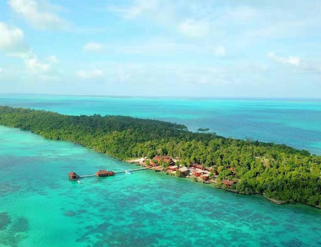 Pulau Maratua dari udara. (Internet)