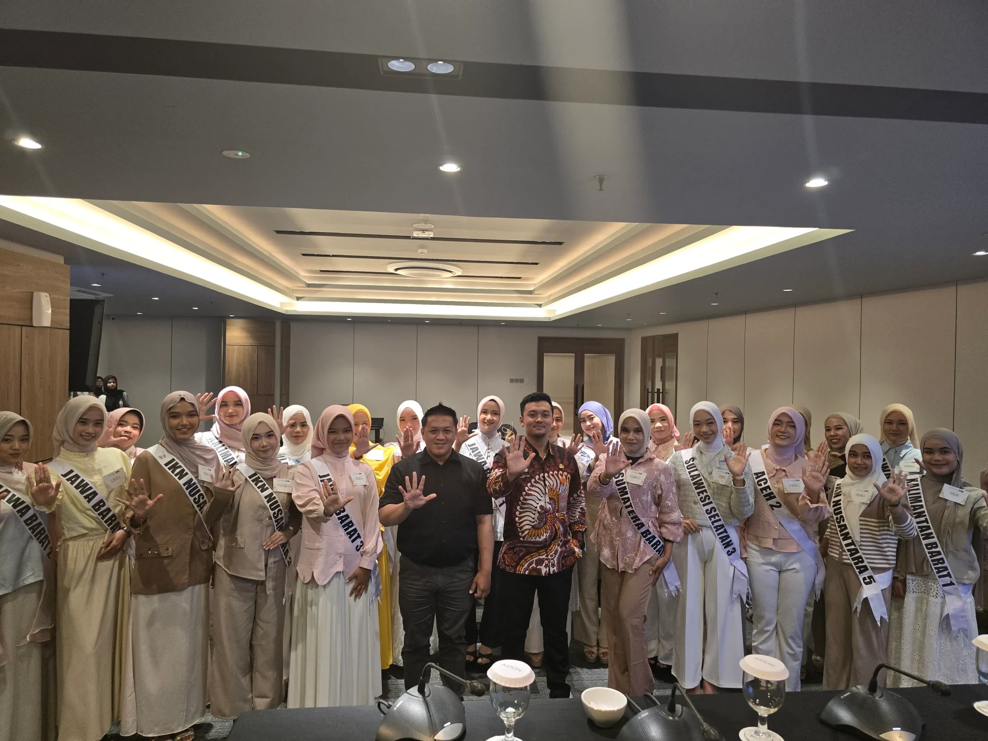 Cegah Jerat Hukum, Puteri Muslimah Nusantara Dibekali Pemahaman Kejahatan Siber