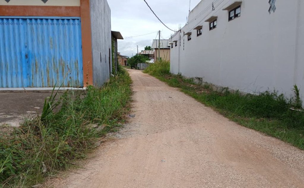 Kondisi jalan di Gang Permai Sambaliung, Berau (Adrikni/BT)