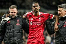 Alexander Isak Cidera dan Mohamed Salah Absen Bikin Liverpool Krisis Pemain
