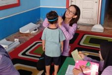 Mengabdi dan Berkarya: Cerita Perempuan Berau di Momentum Hari Ibu