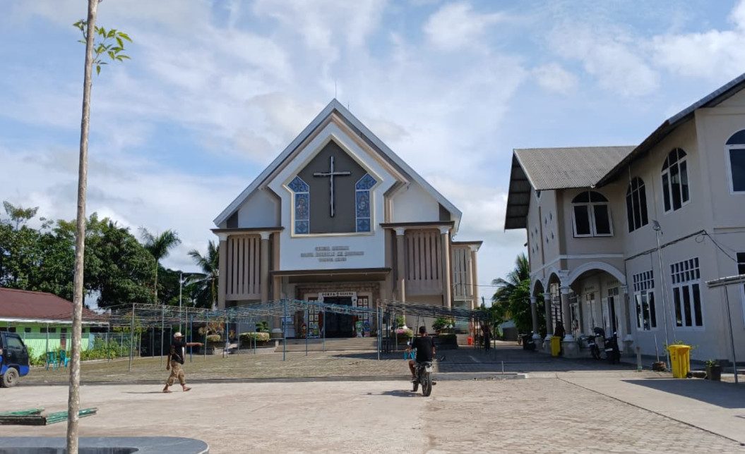 Jelang Malam Natal, Begini Persiapan Gereja Katolik Santo Eugenius de Mazenod Berau