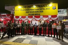 405 Personel Polres Berau Amankan Malam Natal, Pastikan Ibadah Berlangsung Aman dan Tertib