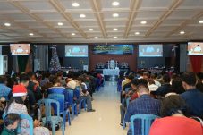 Pesan Natal GPIB Hosiana Berau, Pendeta Elmy Tumundo: Keluarga Harmonis Ciptakan Kedamaian