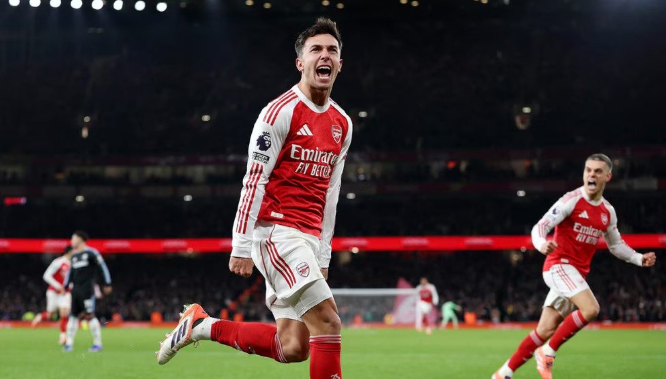 Arteta Senang Arsenal Tutup Tahun 2025 di Puncak Liga Inggris