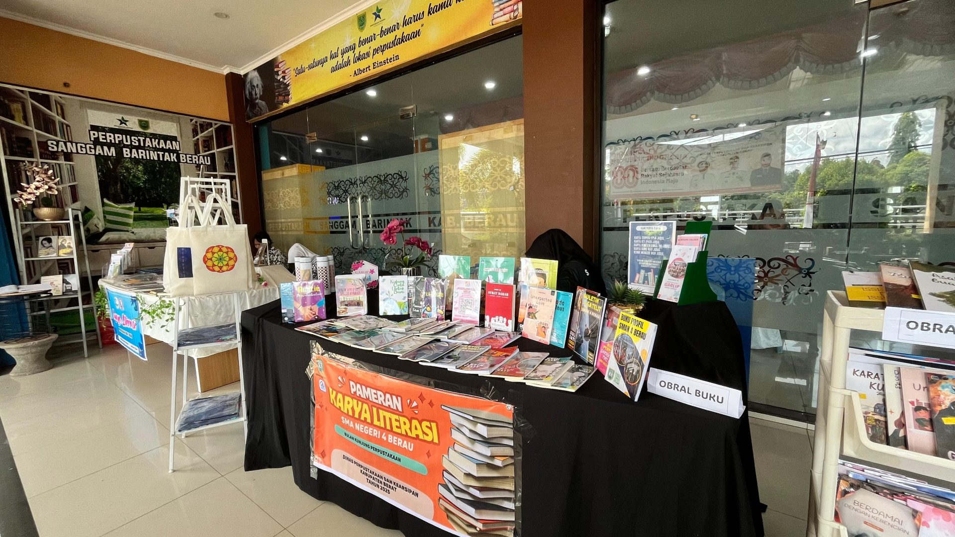 Tak Perlu Mewah, Dispusip Berau Imbau Pemilik Usaha Siapkan Pojok Baca Sederhana di Tempat Nongkrong