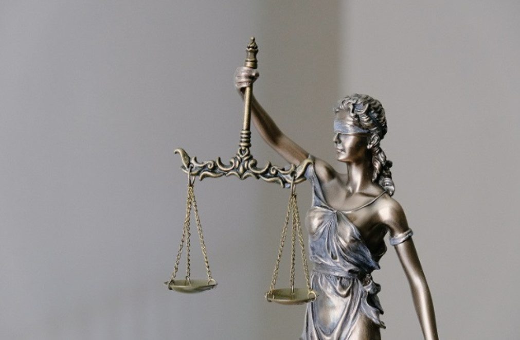 KUHP dan KUHAP Baru Resmi Berlaku Hari Ini, Simak Pasal Kontroversialnya