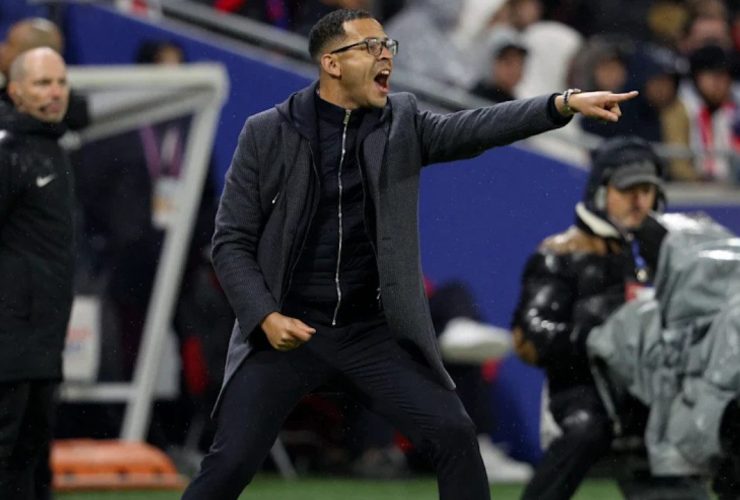 Liam Rosenior Resmi Jadi Pelatih Chelsea: Tim Ini Punya Tradisi Raih Trofi