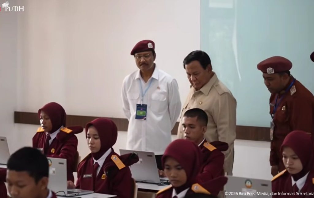 Presiden Prabowo Resmikan 166 Sekolah Rakyat di 34 Provinsi (YouTube/BPMI Setpres)