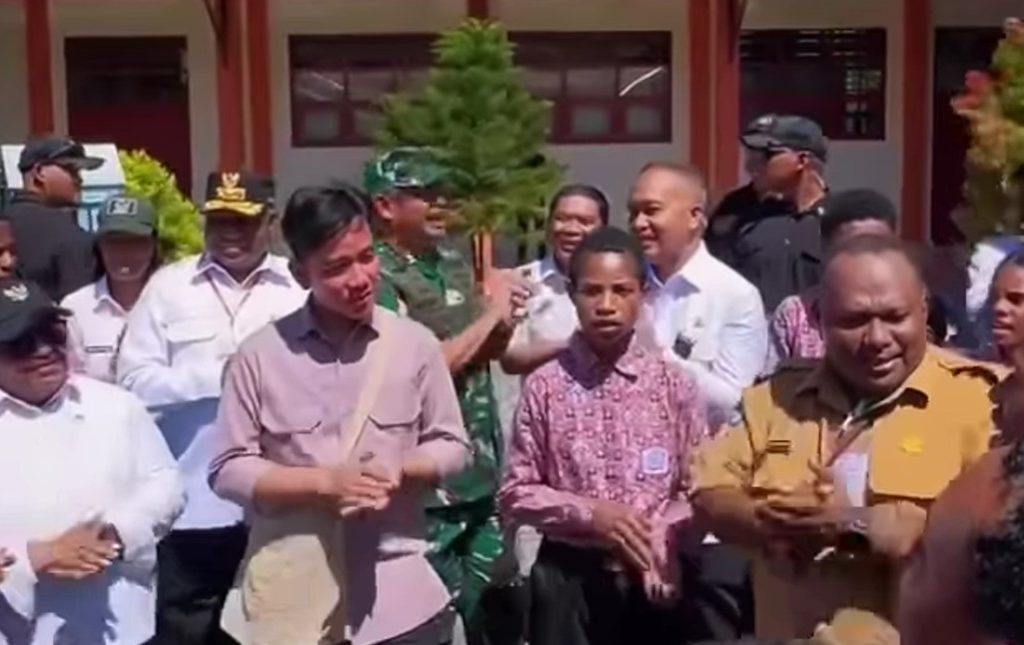 Wapres Gibran saat kunjungan kerja ke Biak Numfor Papua (Instagram/@setwapres.RI)