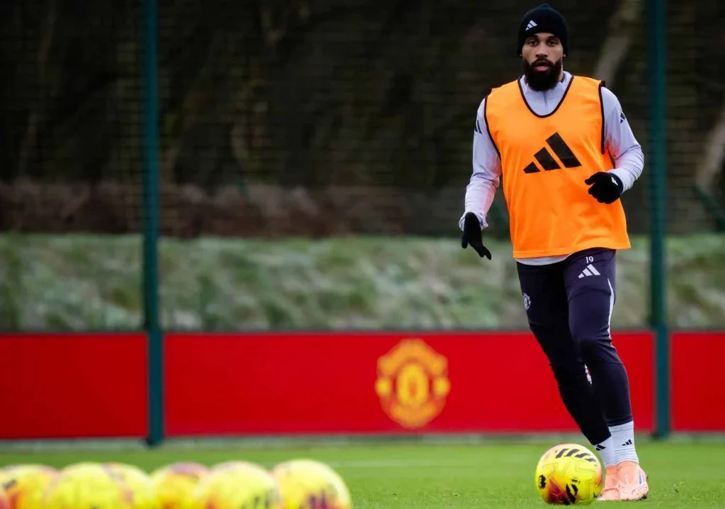 Bryan Mbeumo dalam sesi latihan Manchester United jelang laga Derby Manchester di Liga Inggris (manutd.com)