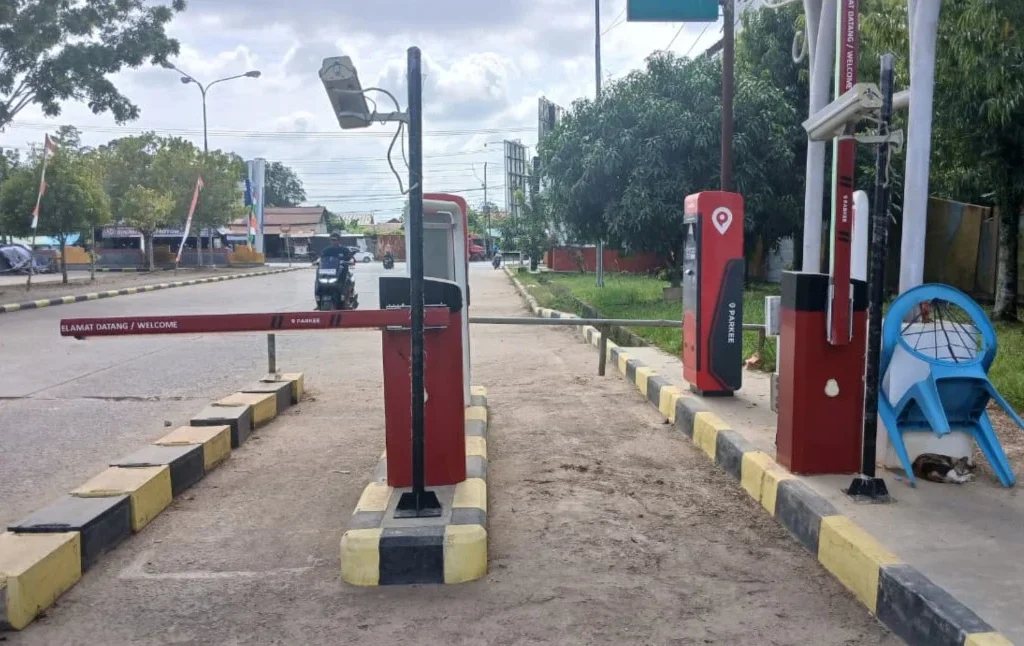 Kondisi mesin parkir elektronik di Pasar Sanggam Adji Dilayas, Berau (Adrikni/BT)