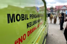 10 Kelurahan Terima Pikap Sampah dan Mesin Pencacah, Sri Juniarsih: Kita Harus Jadi Kandidat Adipura