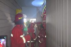 Dapur Bangsalan di Gang Pinang Merah Nyaris Ludes Terbakar, Diduga Akibat Kompor Gas