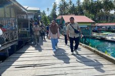 Akses Jembatan Labuan Cermin Rusak, Bupati Sri Minta Perbaikan Gunakan Dana Swadaya Sebelum APBD Turun