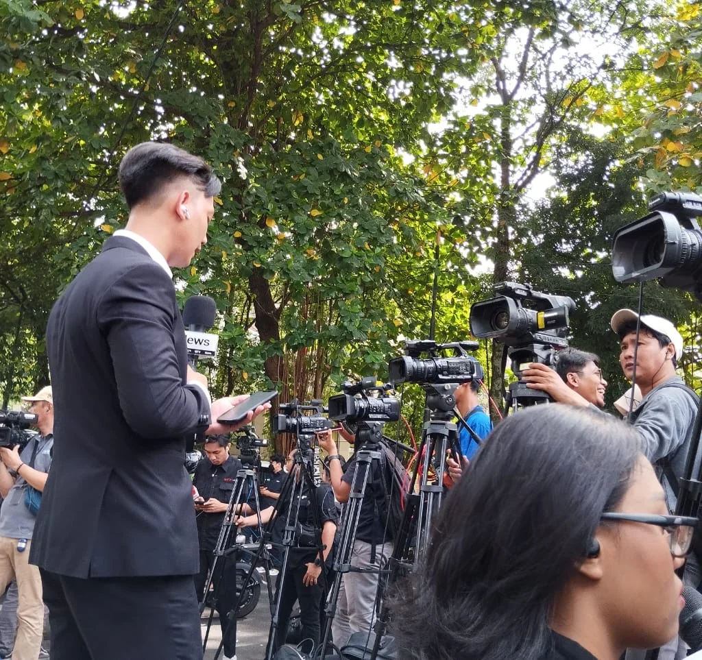 Ilustrasi kerja jurnalis saat meliput berita (Fawdi/BT)