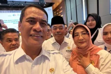 Oleh-oleh dari Batam, Bupati Sri Juniarsih Amankan Bantuan 400 Hektare Bibit Kakao dan Kelapa