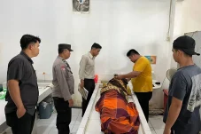 Tak Bisa Dihubungi Istri Sejak Subuh, Pria 35 Tahun Ditemukan Meninggal di Kontrakan Sendirian