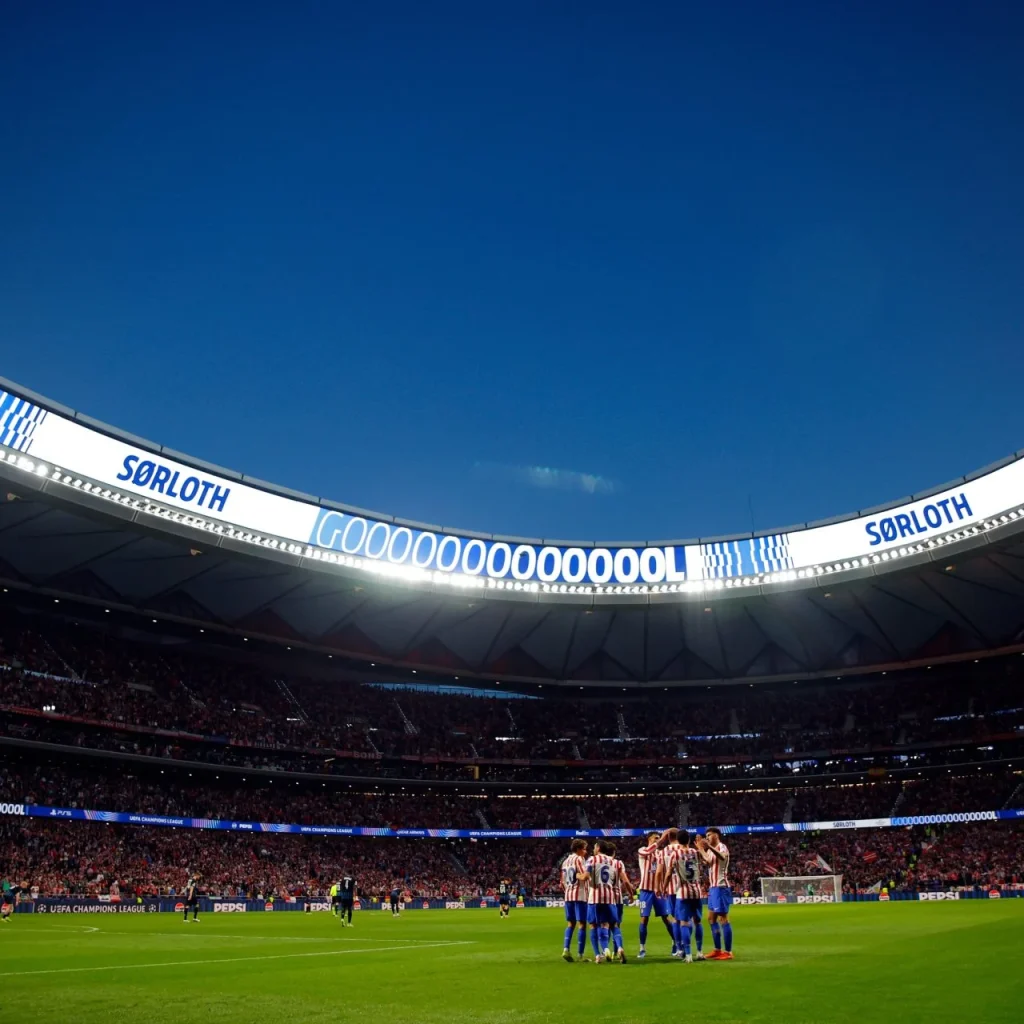 Suasana stadion Alexander Sorloth usai mencetak gol ke gawang Club Brugge. (X/@atleti)