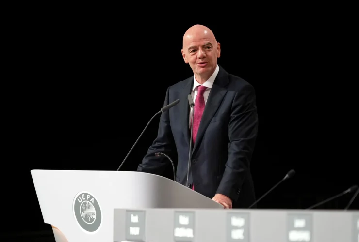 Presiden FIFA Gianni Infantino Turut Mengecam Pelecehan Rasis ke Vinicius Junior