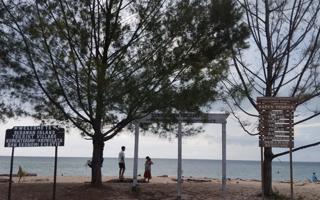 Pantai Pulau Derawan Berau (Fawdi/BT)