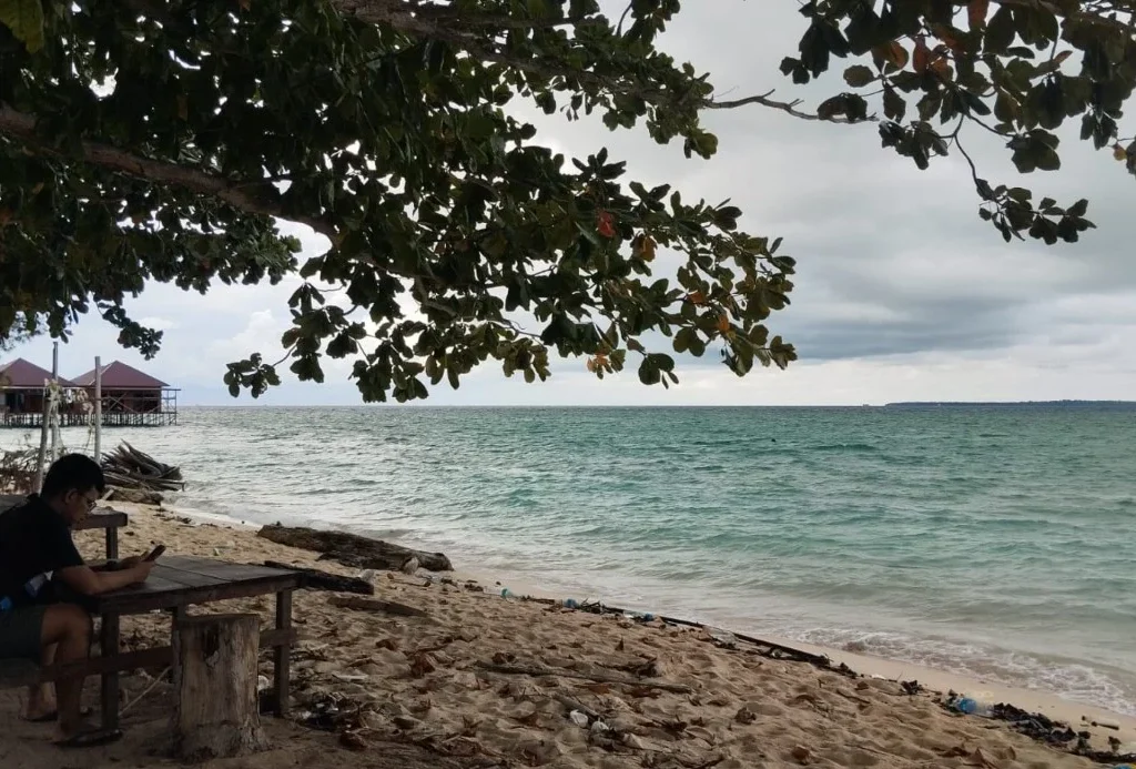 Pantai Pulau Derawan Berau (Fawdi/BT)