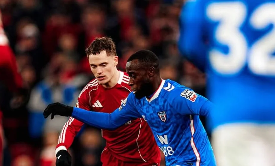 Pemain Sunderland Lutsharel Geertruida (Instagram/@lutshageertruida)