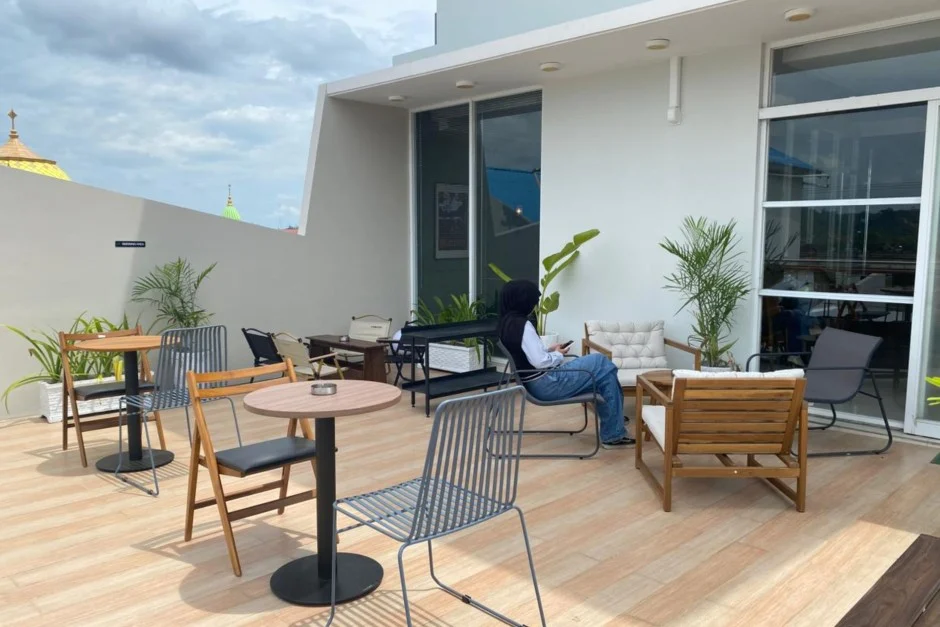 Coffee shop Titik Koma di Tanjung Redeb, Berau (Diva/BT)