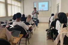 Hari Kedua Berau Terkini Academy Batch 3: Peserta Praktik Lapangan hingga Bedah Karya Jurnalistik