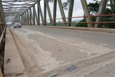Ruas Jalan Jembatan Gunung Tabur Rusak, DPUPR Berau Ungkap Rencana Perbaikan oleh BPJN