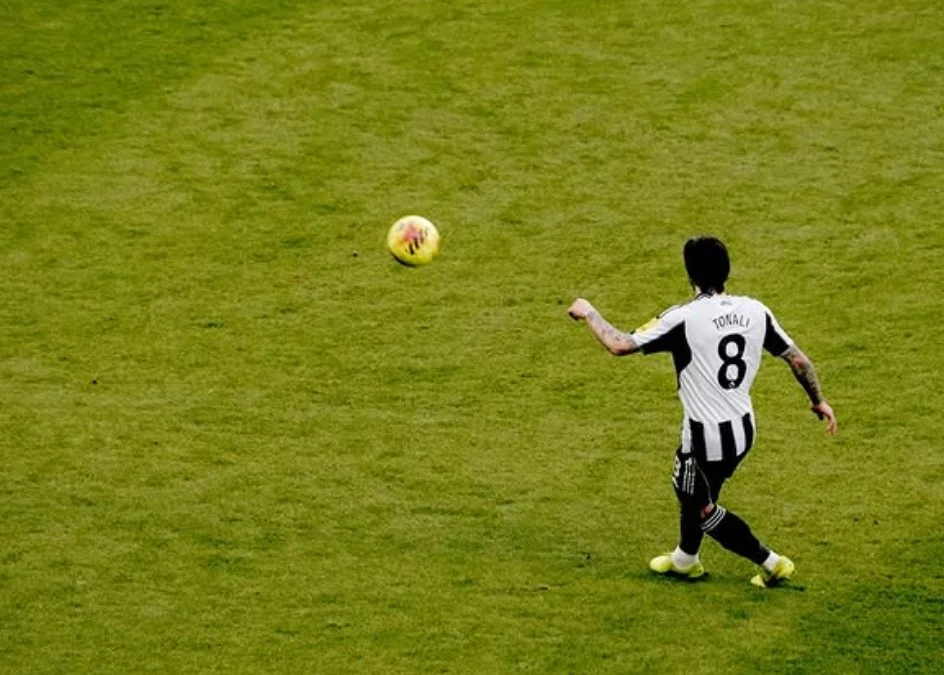 Pemain Newcastle United Sandro Tonali (Instagram/@sandrotonali)