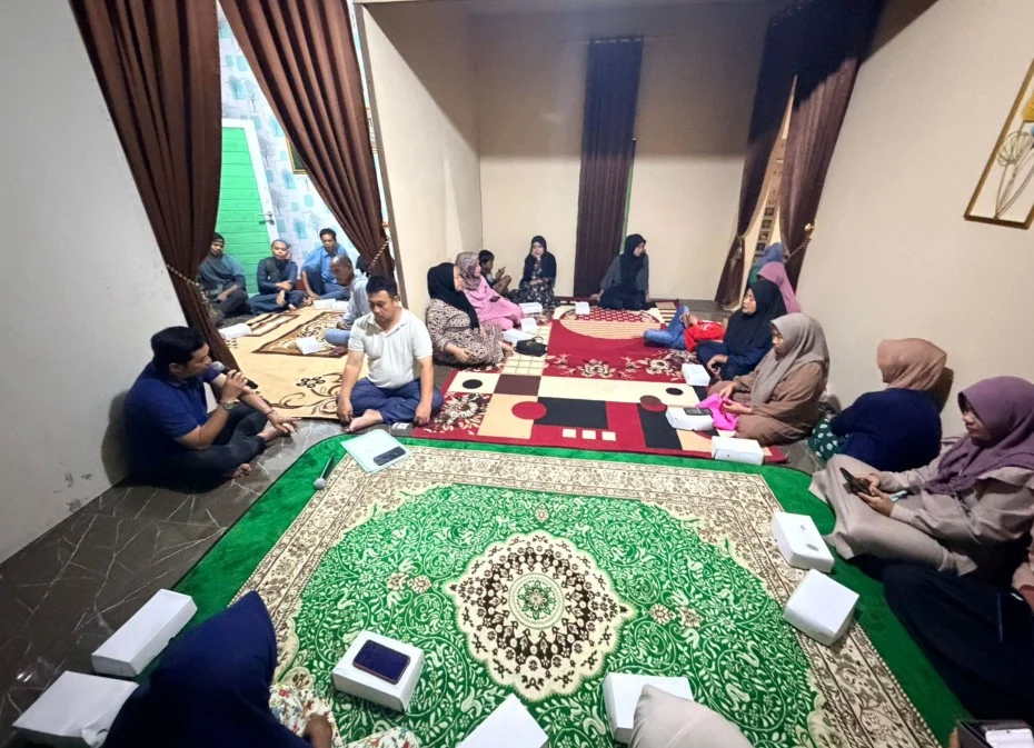 Ketua DPRD Berau, Dedi Okto Nooryanto saat melakukan reses di Rt 01 Kelurahan Gunung Panjang.