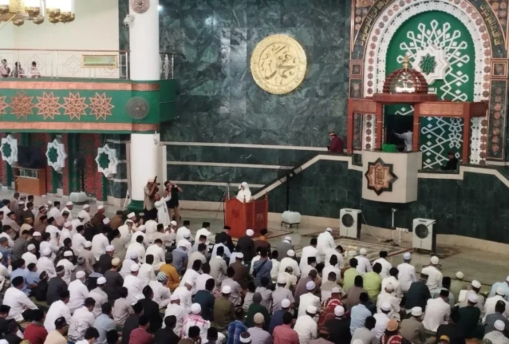 Besok Sabtu Lebaran, Ingat Lagi Niat Salat Idul Fitri