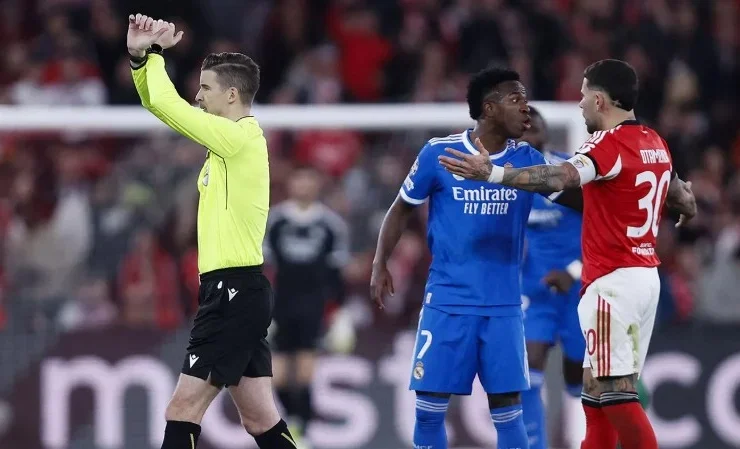 Rentetan Kasus Rasisme ke Vinicius Junior, Pelecehan Rasis Gianluca Prestianni jadi Kasus ke 20