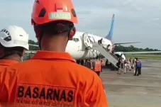 Kronologi Pesawat Sriwijaya Air Rute Berau – Balikpapan Pecah Ban di Bandara SAMS Sepinggan