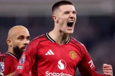 Benjamin Sesko Jadi Pahlawan MU, Michael Carrick Janji Tak Sering Jadikan Cadangan