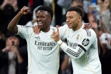 Ditegur Jose Mourinho, Alvaro Arbeloa Pasang Badan untuk Vinicius Junior