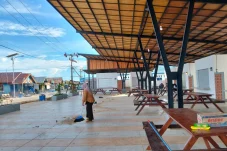 Belum Semua Kios Tanjung Batu Terisi, Pokdarwis Lahatku Janti Nombok Beban Operasional 