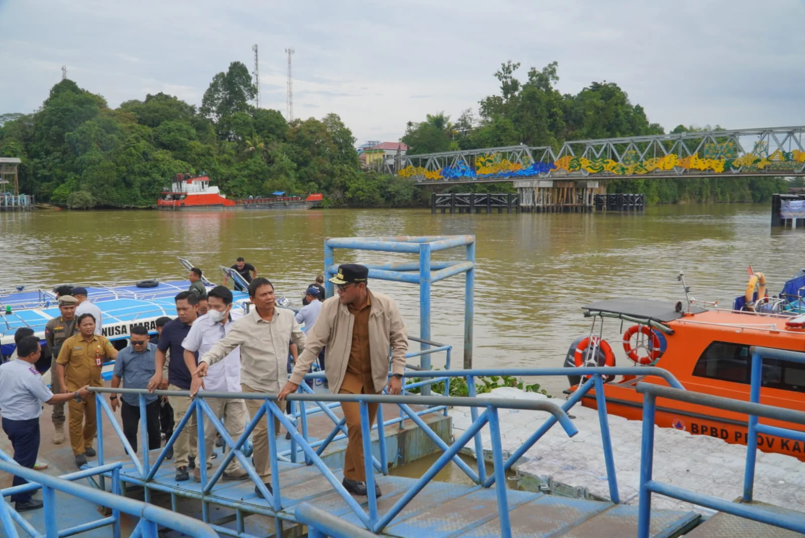 Siap-siap! Jembatan Gunung Tabur Bakal Menyusul Dipasang Fender Baja Raksasa, Ini Rencana Wagub Seno Aji