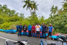 Tak Sekadar Serap Aspirasi, Waris Serahkan 10 Kapal Fiber untuk Nelayan Maratua