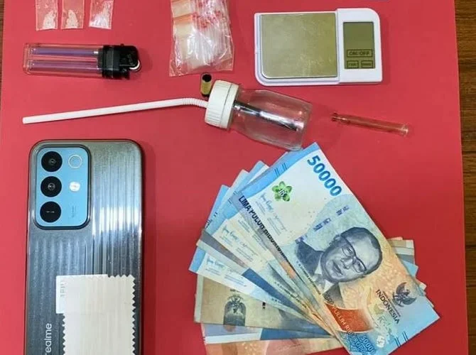 Polisi Ringkus Bandar Sabu, Tunggu Pelanggan di Samping SD Mahulu Kaltim